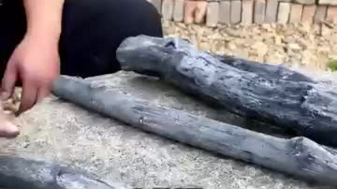 ⁣this Wood Is Pure Metal