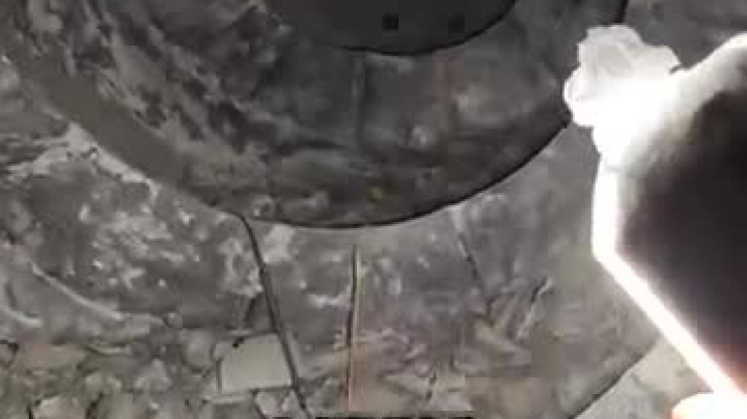 ⁣Why Cleaning A Concrete Mixer is So Dangerous